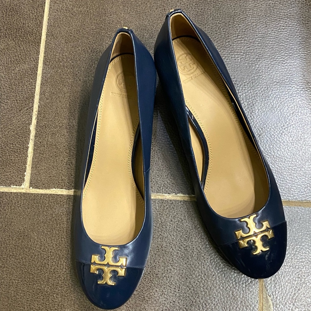 Navy block heel pumps